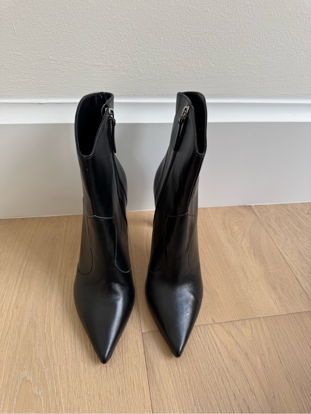 Revolve / RAYE - Rudy Bootie - Picture 2 of 7